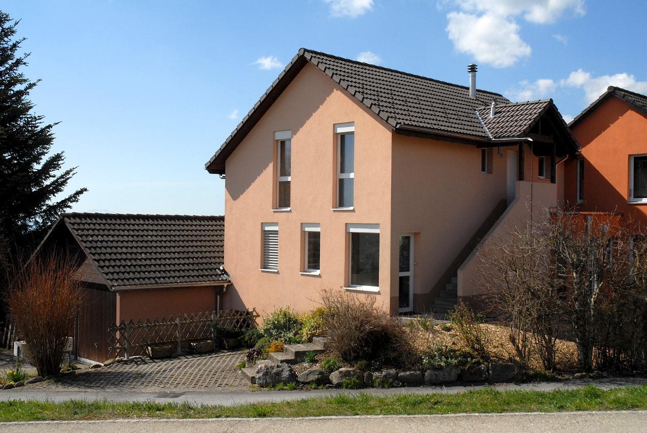Appartment Aux Lilas Les Geneveys-sur-Coffrane Exteriér fotografie